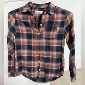 Abercrombie & Fitch button down blouse. Tan/pink/dark blue